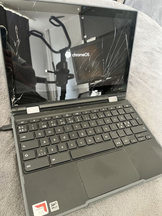 Laptop chromebook