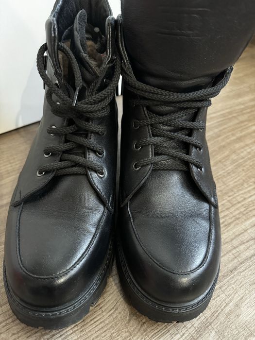 Чорні зимові жіночі ботинки з натуральної шкіри, 39 розмір 25 см