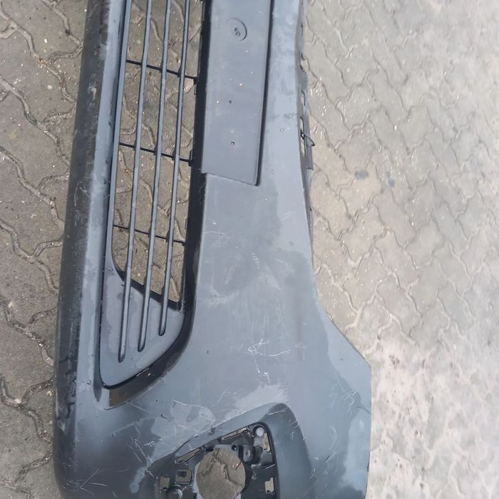 Para choques frente renault trafic 2014 a 2018. 620228716R