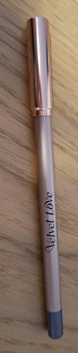 ZOEVA Velvet Love Eyeliner Pencil brąz