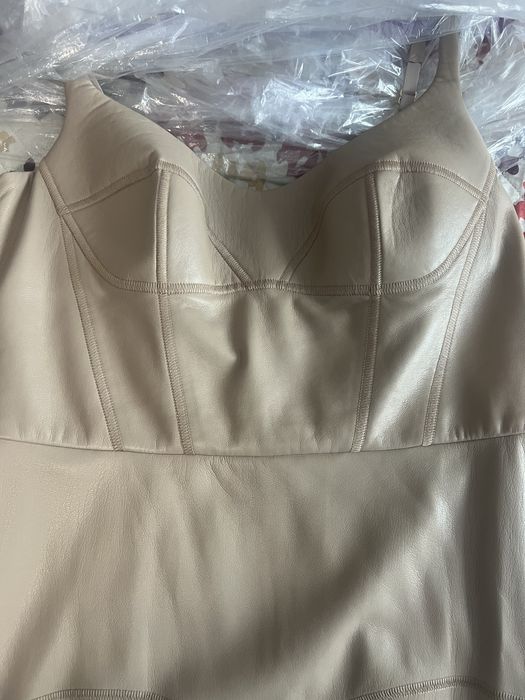 Плаття The coat зі штучної шкіри