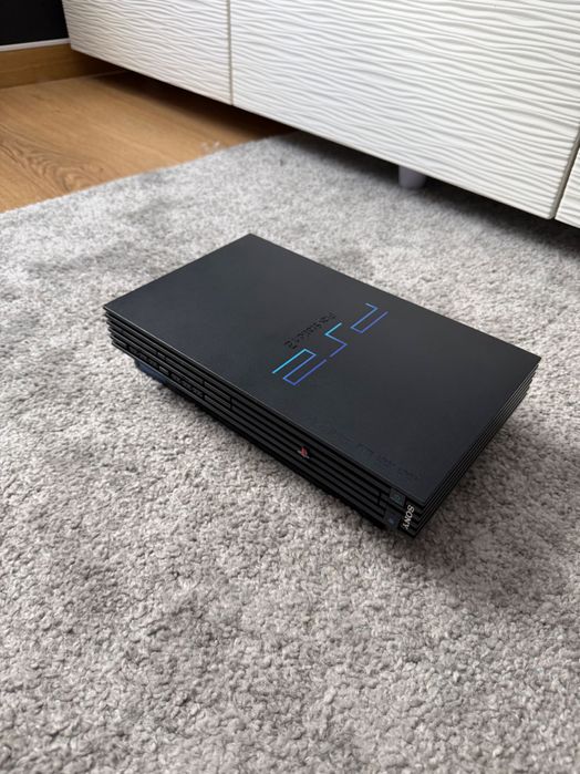 PS2 Slim como nova + cabos + FreeMCBoot