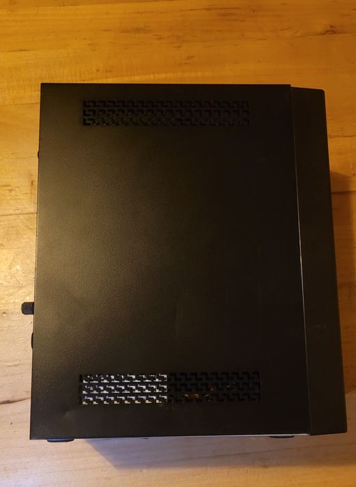 Obudowa Mini ITX Chieftec CT-BT02 + zasilacz i wentylator GRATIS