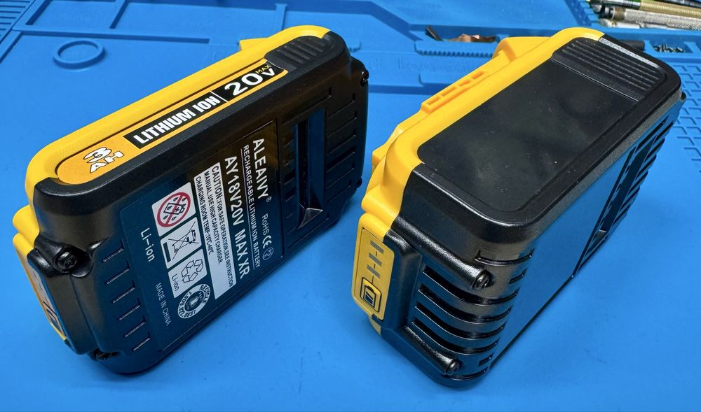 Аккумулятор Dewalt XR 20 вольт 8А DCB200