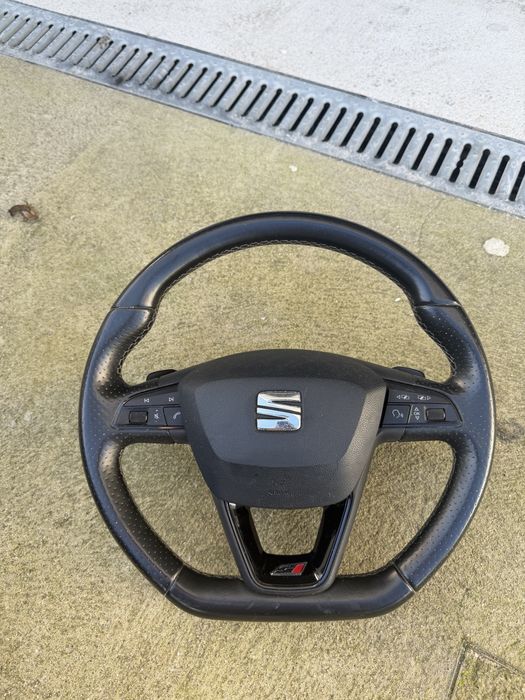 Volante seat leon 5 F cupra completo com airbag