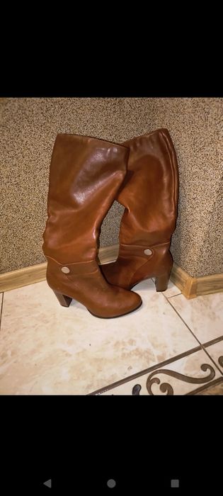 Buty w modnym stylu brązowym