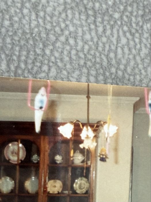 Candeeiro de sala antigo, em latão com 4 túlipas