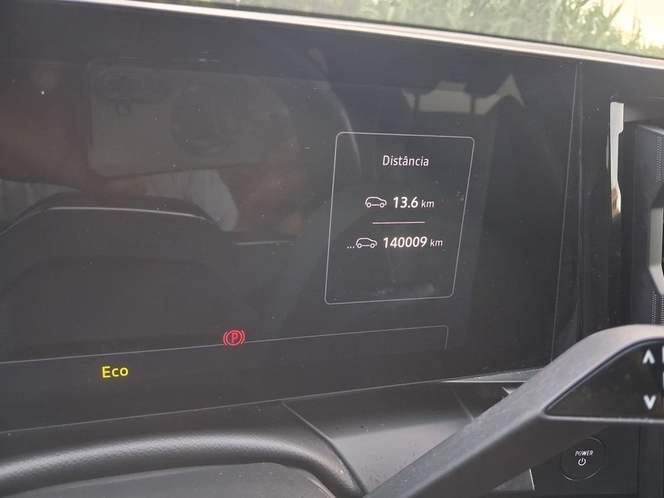 Renault Megane E-Tech ICONIC EV60 - Optimum Charge, com IVA dedutível.