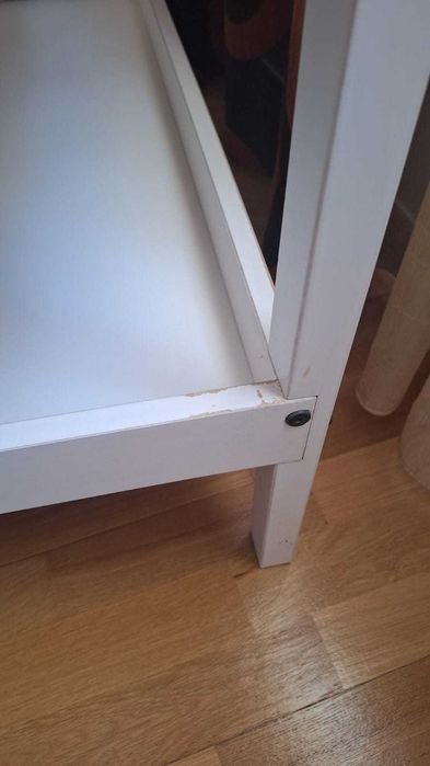 Cama de bebé e trocador