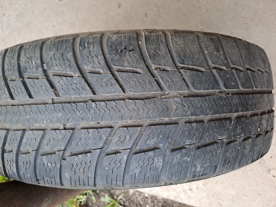 Продам шини з дисками