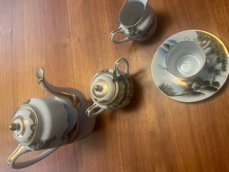 Serviço café pintado a mao