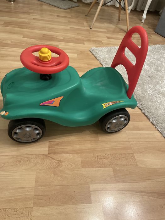 Jezdzik pchacz samochodzik