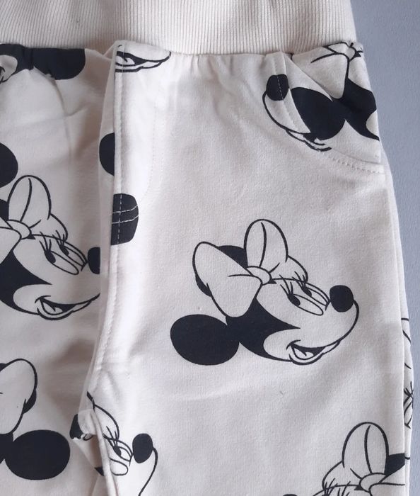 Продам новий костюм в принт мікі