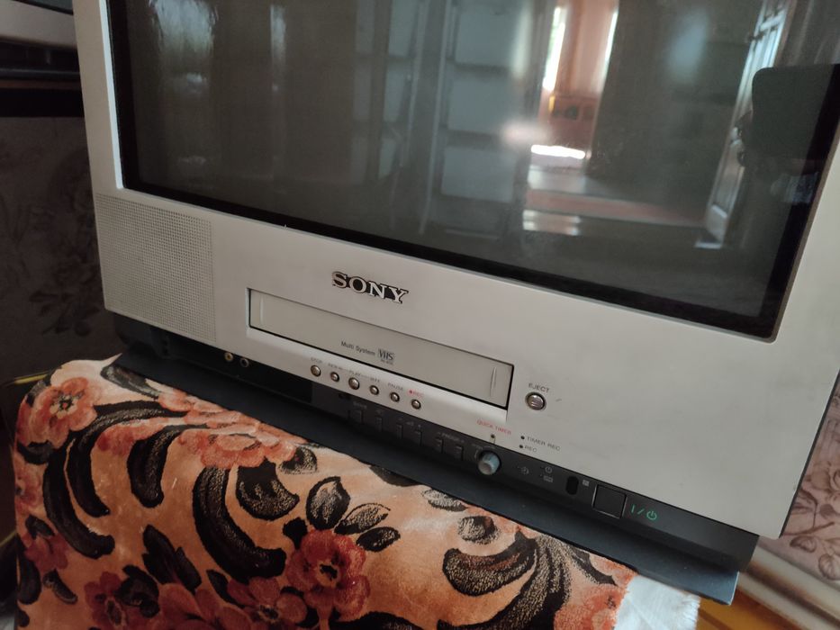 Легендарная двойка Sony в месте за все 750 грнзвоните.