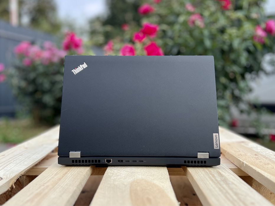 T1000 4GB/Lenovo ThinkPad P15 G1/i7-10850H/32GB+512GB/15.6" FHD IPS