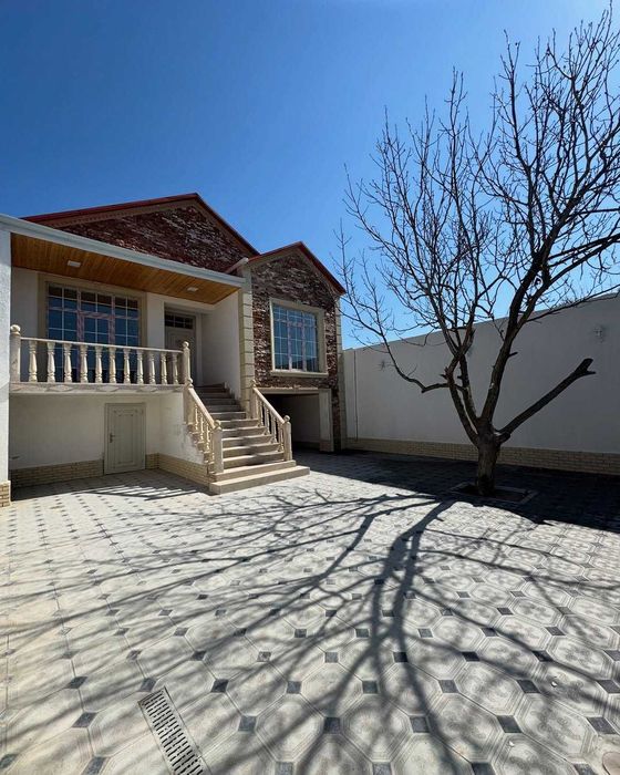 Красивый Дом с гаражом