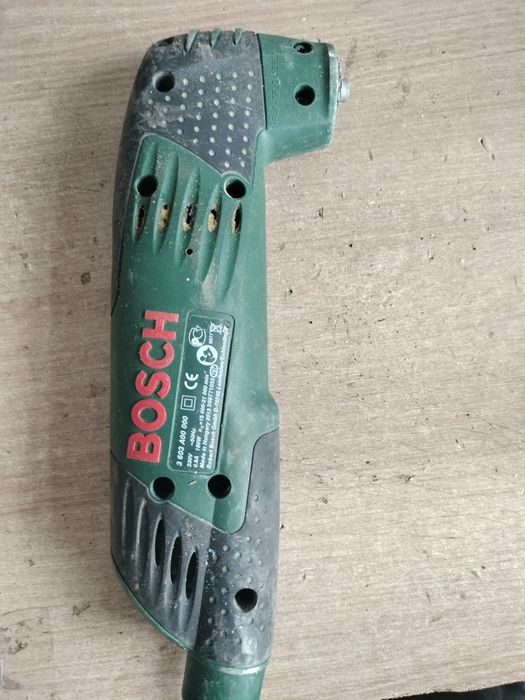 Narzędzie wielofunkcyjne Bosch PMF 180 Multi nie reaguje na prąd