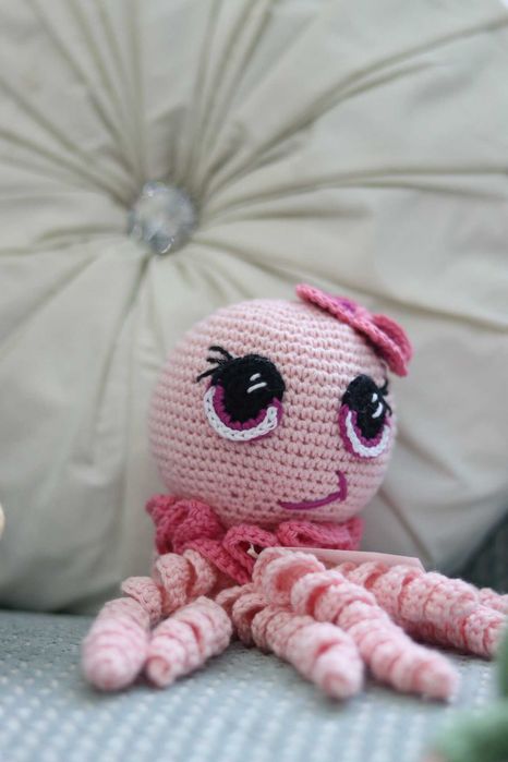 Polvo neo natal amigurumi