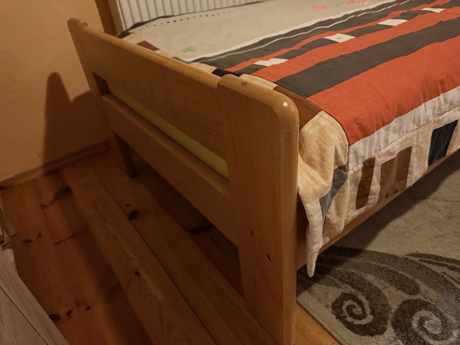 Łóżko 97 x 202 z materacem 90 x 200 x 16