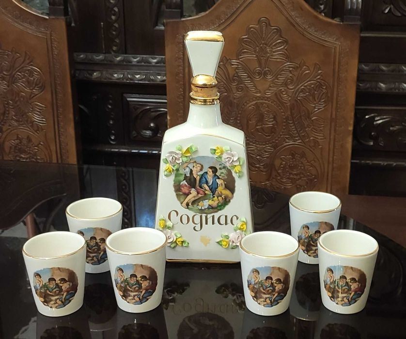 3 serviços de copos e jarros431393845742807041