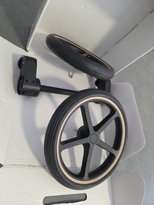 Cybex Front Wheel Set