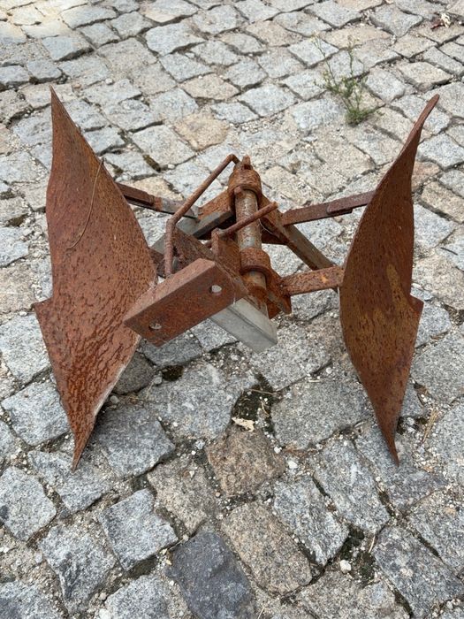 Arado para motocultivador