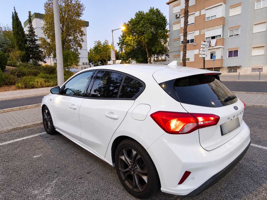 Ford Focus 1.5 EcoBlue ST-Line — 2018 — 157.000 km — photo 3