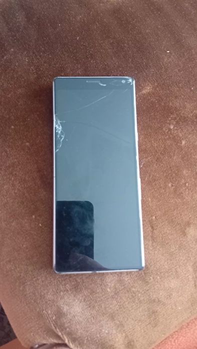Sprzedam Sony Xperia 10. Telefon na czesci.