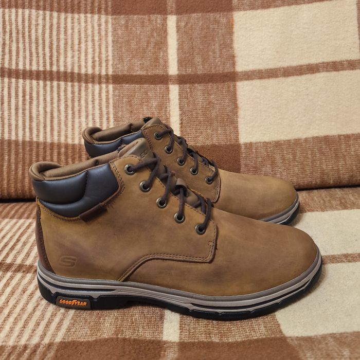 Чоловічі черевики Skechers