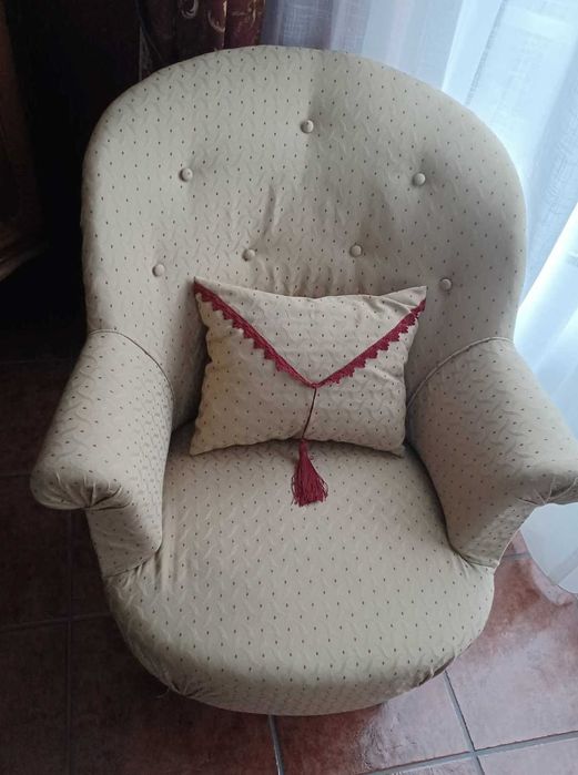 Cadeirão em tecido