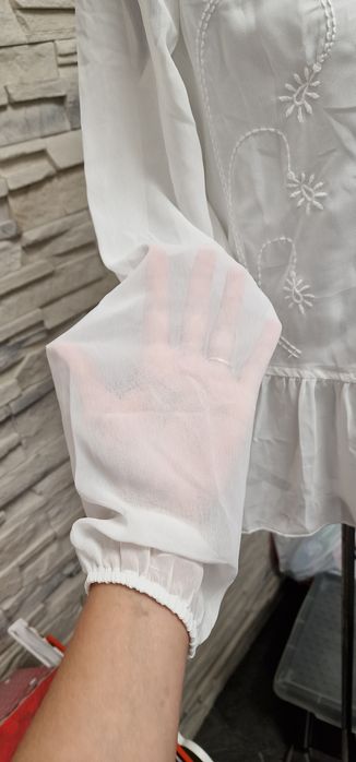 Bluzka damska długi rękaw M biała