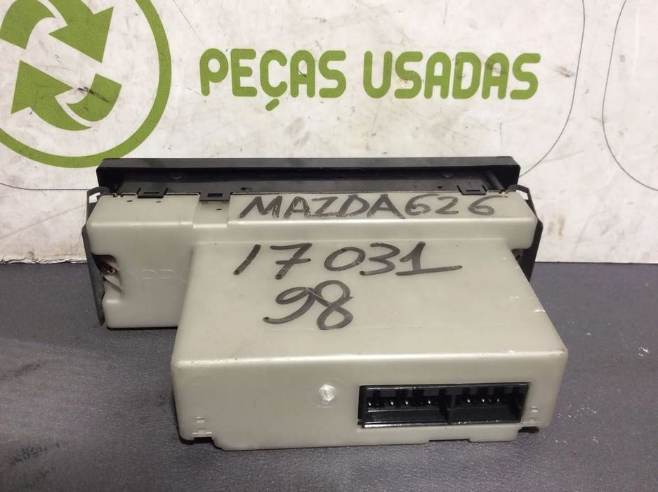 Display Radio Mazda 626 ano 1998