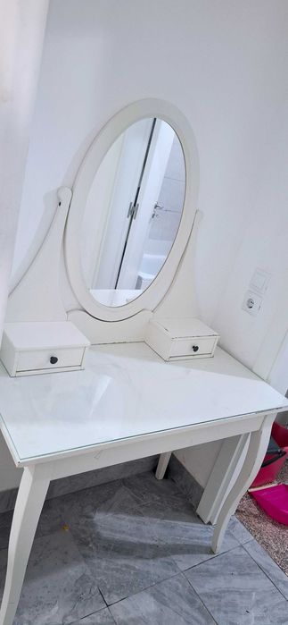 Mudança!! Toucador ikea lindo versátil e moderno com espelho e gavetas