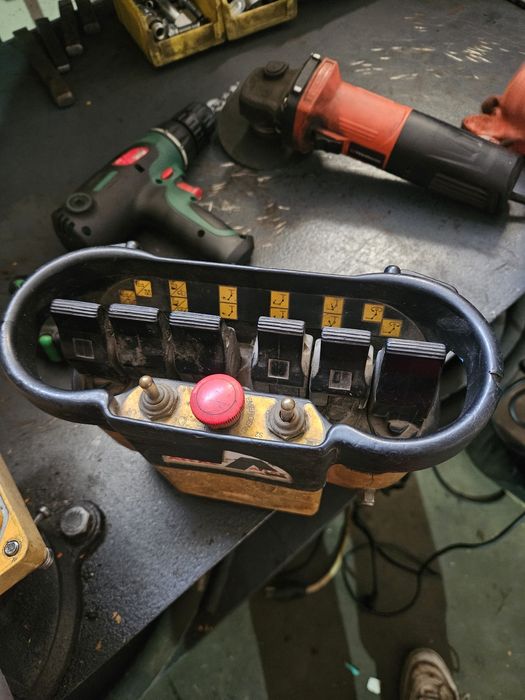 Parcer + radio Hetronic