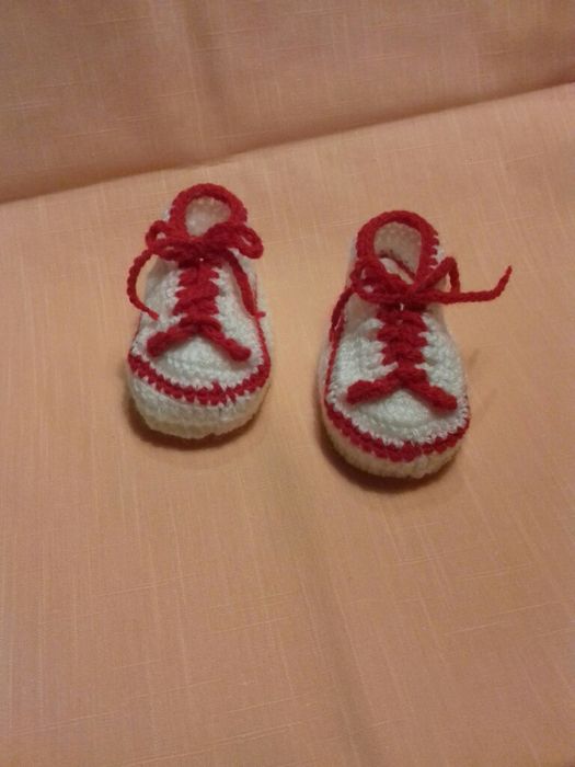Ténis para bebé em lã