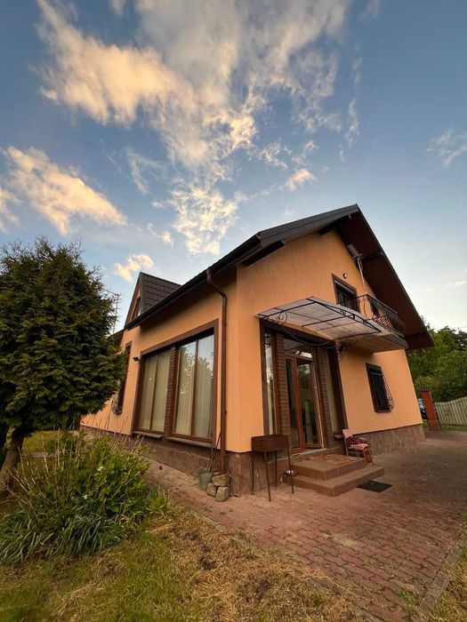 Продаж житлового будинку з ділянкою 29сот. у дуже мальовничому місці