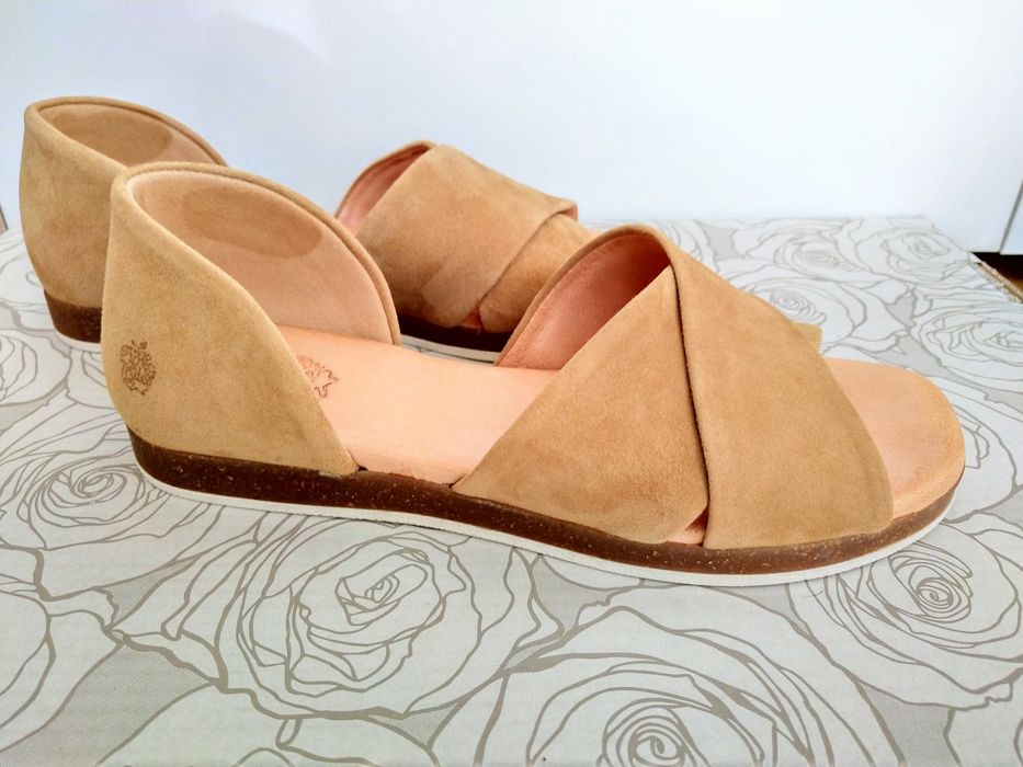 Nowe sandały Apple of Eden