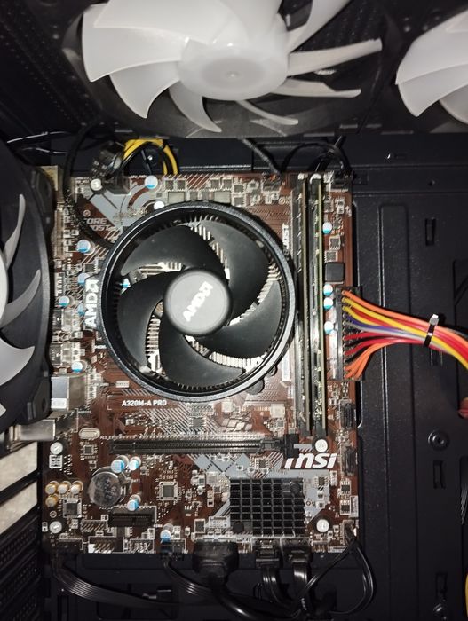 Продам комплект материнська плата+процесор