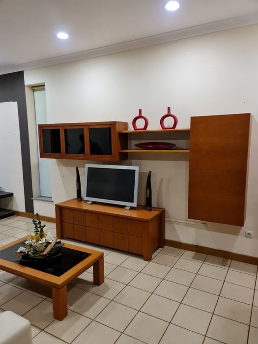 Conjunto de moveis de sala em cerejeira