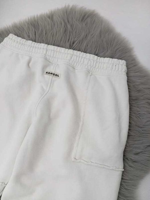 Damskie spodnie dresowe Kangol M baggy