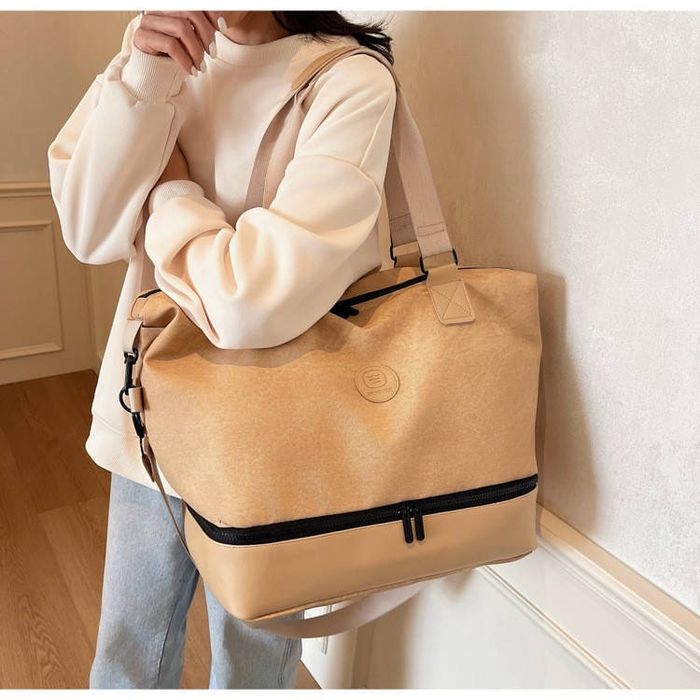 дорожня сумка для жінок та чоловіків