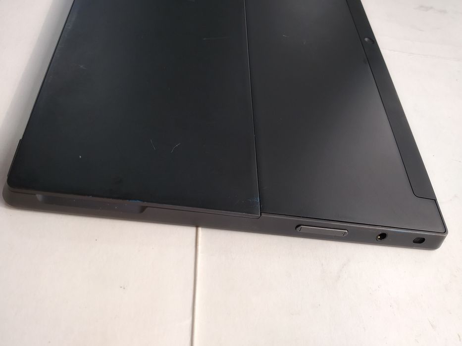 Ноутбук Microsoft Surface RT 32Gb  (model 1516)