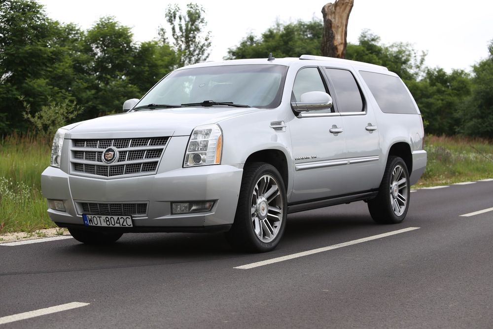 Cadillac Escalade Cadillac Escalade ESV 6.2 V8 po generalnym remoncie SILNIKA!