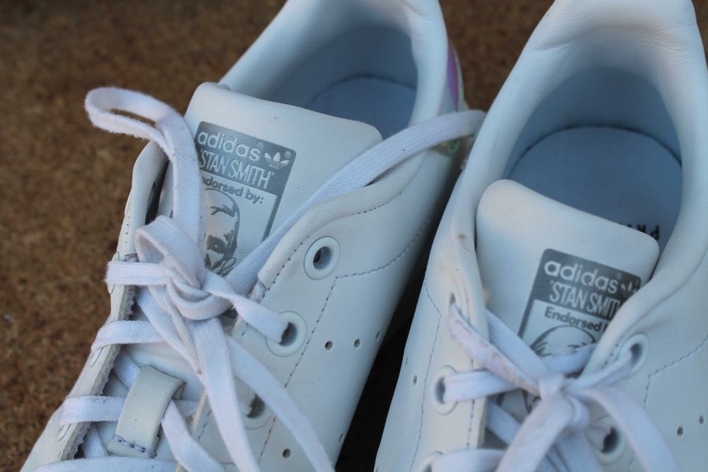 Sapatilhas adidas brancas "stan smith"