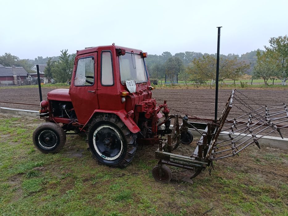 Причіп до трактора