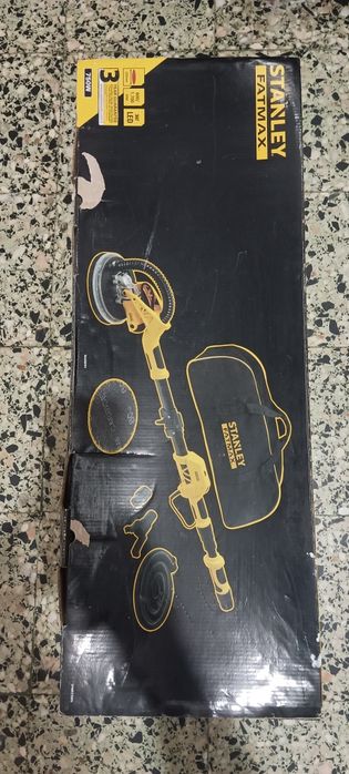 Girafa (Lixadeira )de Paredes e Tetos Stanley 750W
