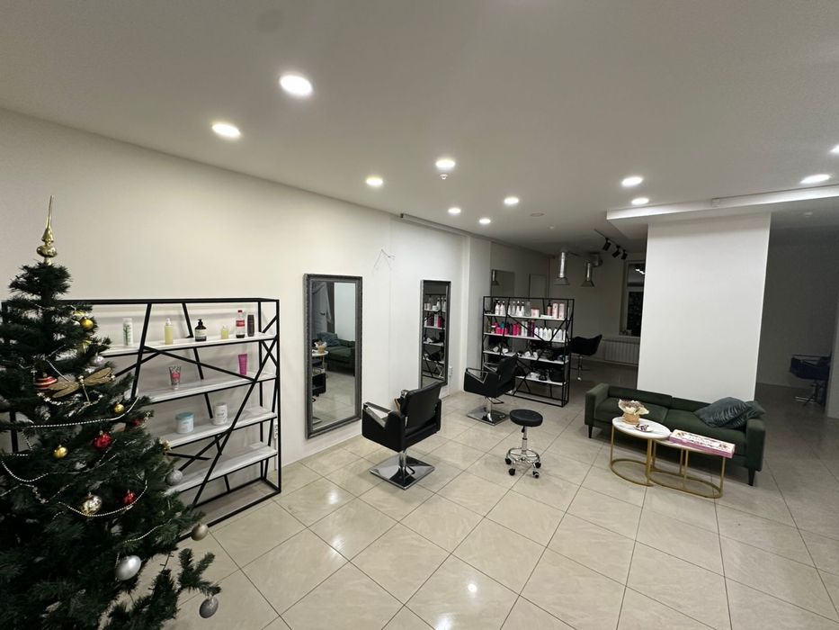 Оренда перукарського місця.