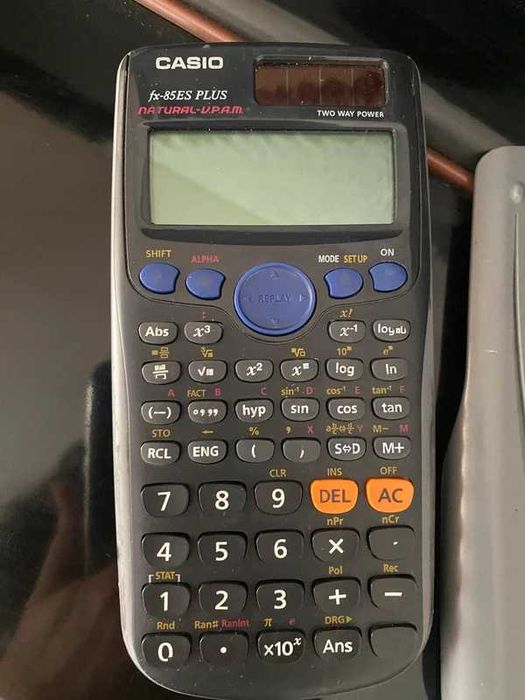 calculadora científica Casio fx-85ES Plus