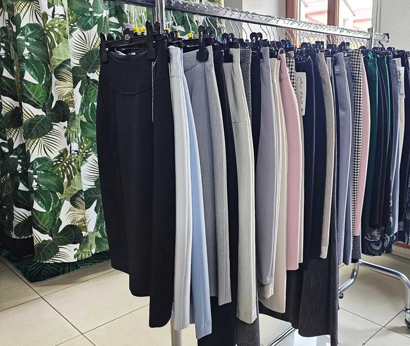 Sklep odzieżowy dla kobiet | rozmiary 38-58 | DUŻE L moda damska Zelów