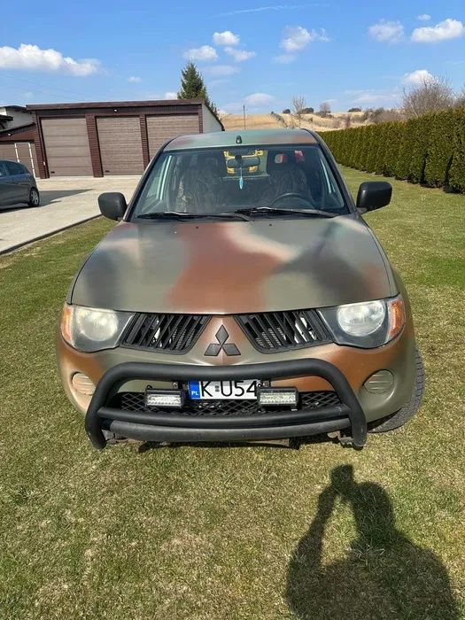 Продам авто Mitsubishi l200 для зсу вже в україні